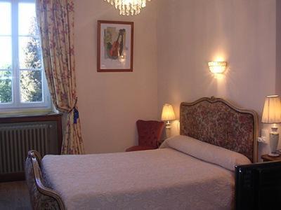 Hostellerie Du Parc Labarthe-Inard Bagian luar foto